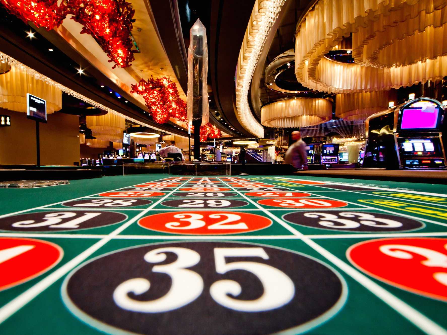 Slot Oyunlarında Duygusal Bağlantı: Atmosferin Rolü